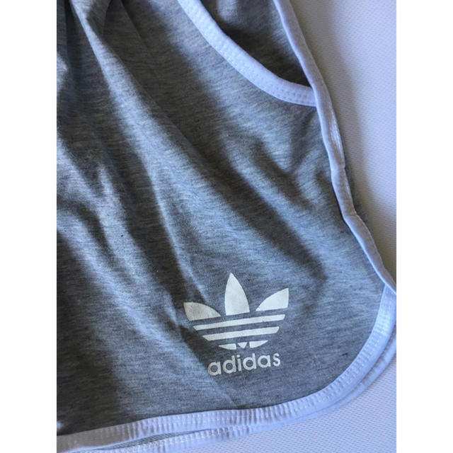 adidas(アディダス)のadidas 部屋着 オシャレ レディースのルームウェア/パジャマ(ルームウェア)の商品写真