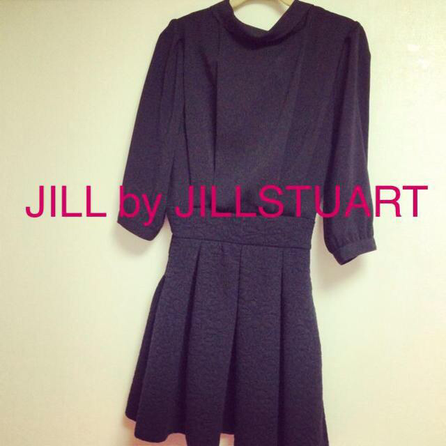 JILL by JILLSTUART(ジルバイジルスチュアート)の美品♡ジルスチュアート♡黒♡ワンピース レディースのワンピース(ミニワンピース)の商品写真