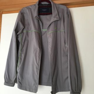 バーバリー(BURBERRY)のBurberryウィンドブレイカー美品(ナイロンジャケット)