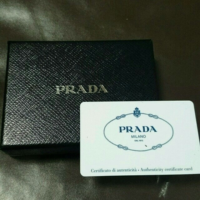 PRADA(プラダ)のPRADA★カードケース レディースのファッション小物(名刺入れ/定期入れ)の商品写真