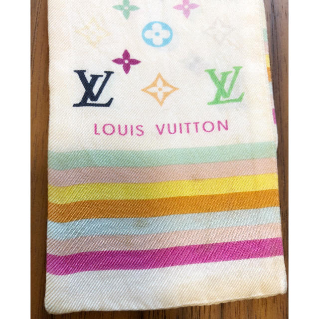 LOUIS VUITTON(ルイヴィトン)のルイヴィトン マルチカラー スカーフ レディースのファッション小物(バンダナ/スカーフ)の商品写真