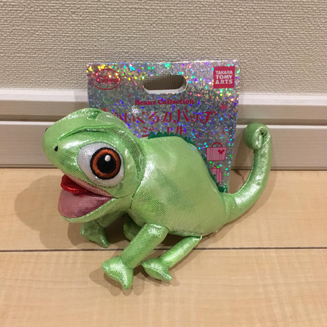 ラプンツェル 新品 塔の上のラプンツェル パスカル ぬいぐるみバッジ ぬいばの通販 By Harururu S Shop ラプンツェル ならラクマ