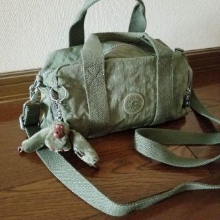 キプリング(kipling)のkipling キプリング 2Way （ハンド＆ショルダー）バッグ カーキ(ハンドバッグ)