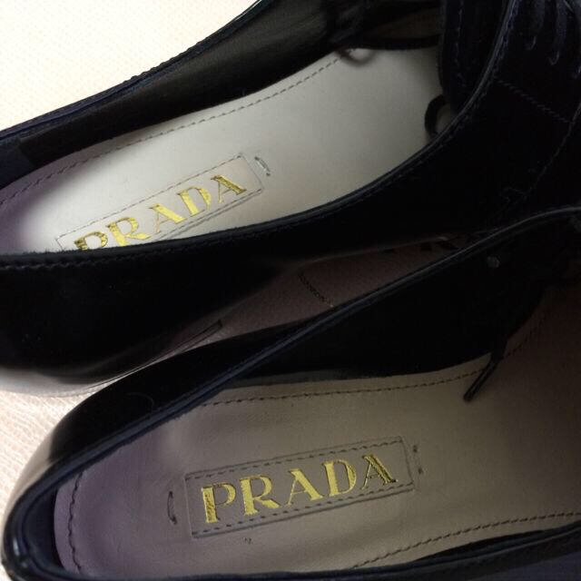 PRADA(プラダ)の【大幅値下げ】PRADAレースアップ レディースの靴/シューズ(ローファー/革靴)の商品写真