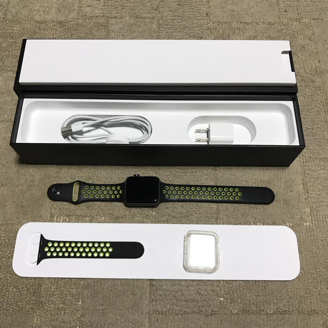 kk様専用 apple watch series2 42mm NIKEモデルのサムネイル