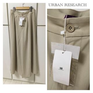 アーバンリサーチ(URBAN RESEARCH)の1度使用しました☆タック入りワイドパンツ ベージュ(カジュアルパンツ)