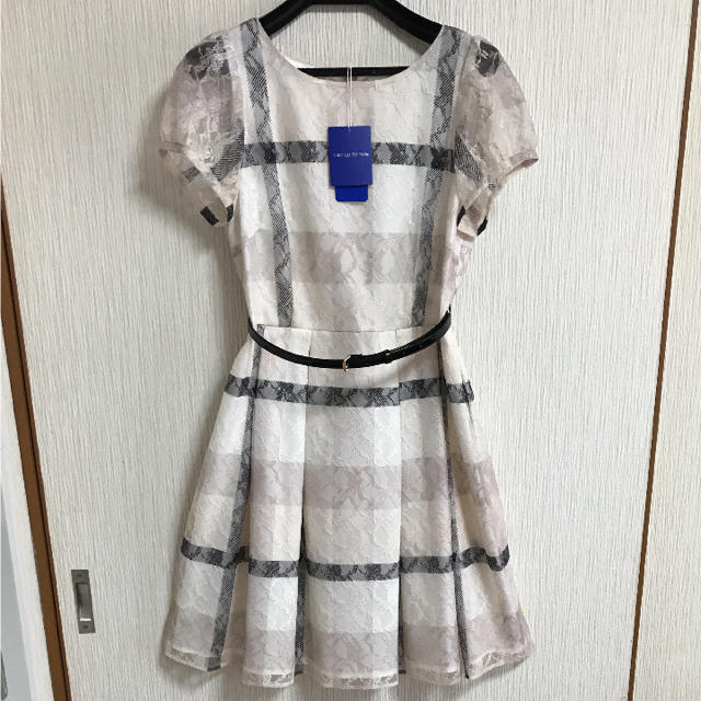 BURBERRY BLUE LABEL(バーバリーブルーレーベル)の新品 伊勢丹三越限定 ブルーレーベル クレストブリッジ ワンピース バーバリー レディースのワンピース(ひざ丈ワンピース)の商品写真