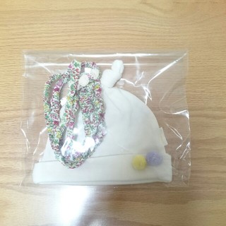 コンビミニ(Combi mini)の新生児帽子 授乳ストラップ(帽子)