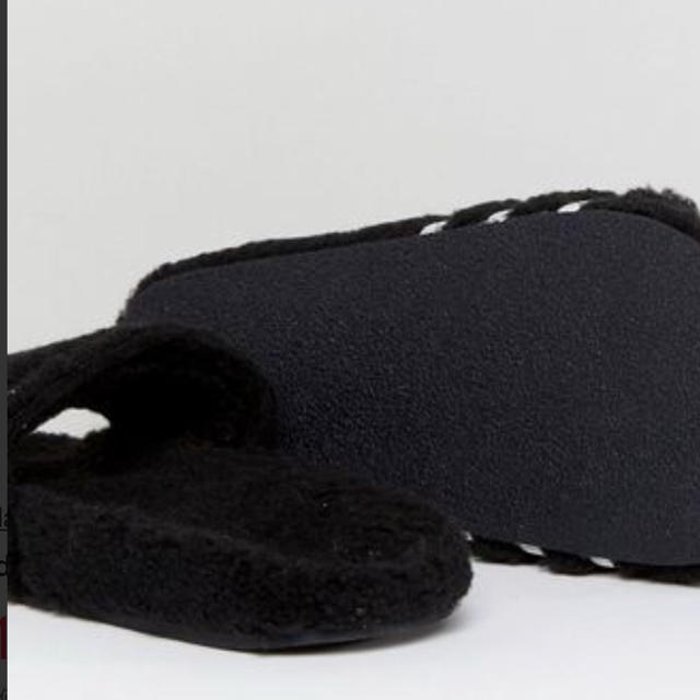 adidas(アディダス)のadidas ADILETTE Wサンダル　23.5cm レディースの靴/シューズ(サンダル)の商品写真
