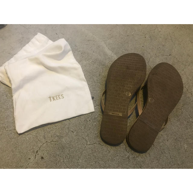 UNITED ARROWS(ユナイテッドアローズ)のtkees size5 22〜22.5cm  ベージュ レディースの靴/シューズ(サンダル)の商品写真