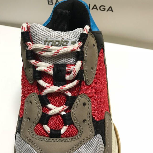 Balenciaga(バレンシアガ)のバレンシアガ triple s size 41 メンズの靴/シューズ(スニーカー)の商品写真