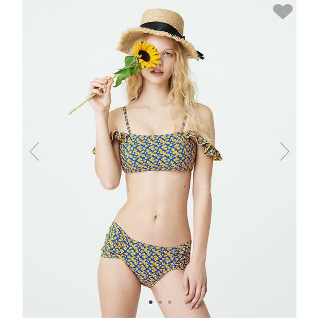PEACH JOHN PJ ☆ フリリービキニ フラワーイエロー 完売品の通販 by あさみか ピーチジョン 水着 クリームイエロー ビキニ