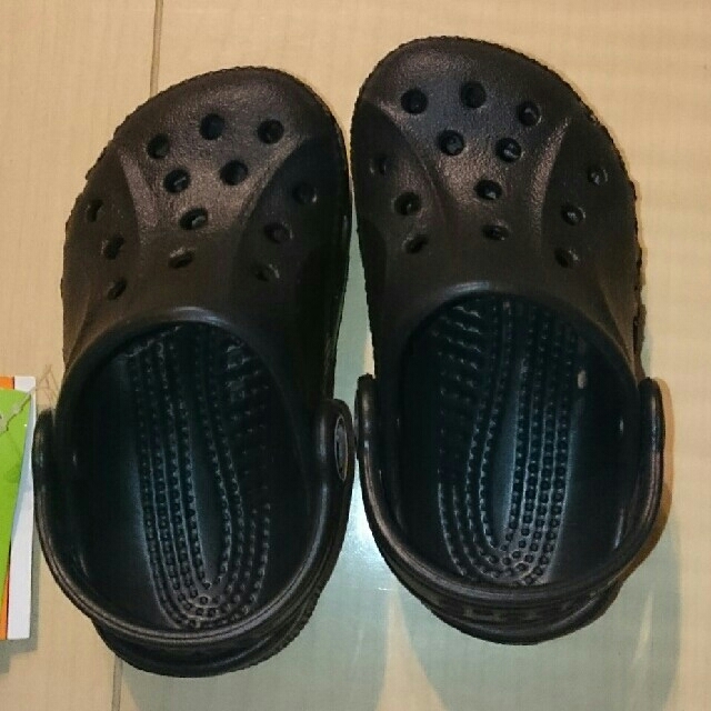 crocs(クロックス)のcrocs 子供用 サイズ13㎝ キッズ/ベビー/マタニティのベビー靴/シューズ(~14cm)(サンダル)の商品写真