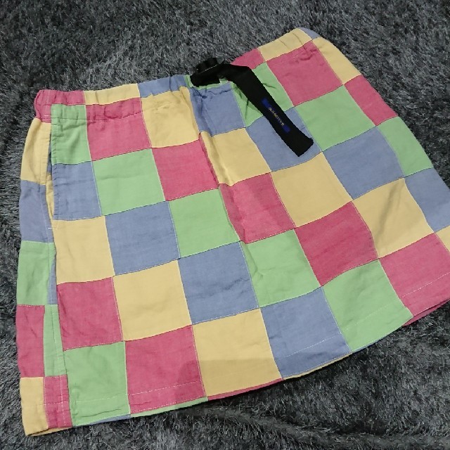 OLD BETTY'S(オールドベティーズ)のオールドベティーズ スカート  パッチワーク 中古品 レディースのスカート(ひざ丈スカート)の商品写真