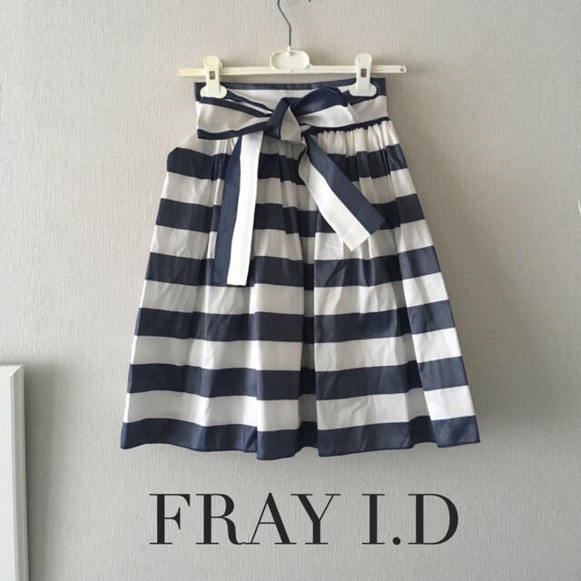 FRAY I.D(フレイアイディー)のsinderella様専用ページ レディースのスカート(ひざ丈スカート)の商品写真