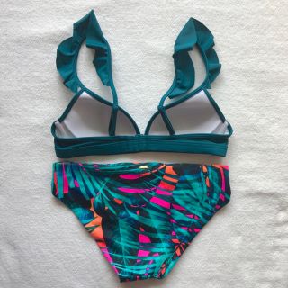 Victoria's Secret - □新品□PINK(ピンク)ラッフルストラップトップス