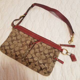 コーチ(COACH)の【 売約済】COACH  ウエストバッグ  (red)(ボディバッグ/ウエストポーチ)