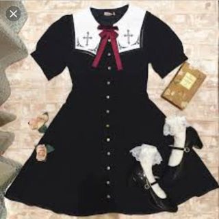 Amavel - 十字架クロス刺繍ワンピース 黒 新品タグ付きの通販 by りぃ