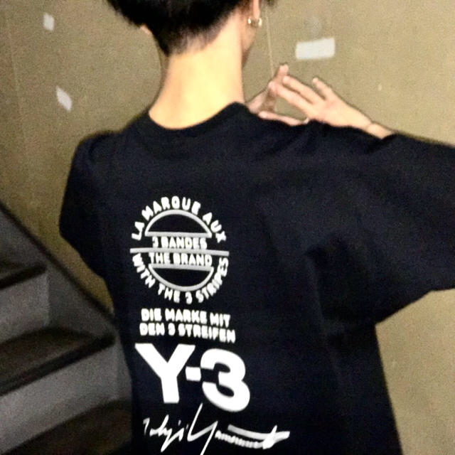 Y-3(ワイスリー)のY-3 Tシャツ Sサイズ メンズのトップス(Tシャツ/カットソー(半袖/袖なし))の商品写真