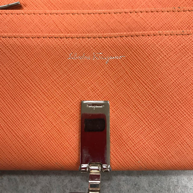 Ferragamo(フェラガモ)のフェラガモ 長財布 正規品 レディースのファッション小物(財布)の商品写真