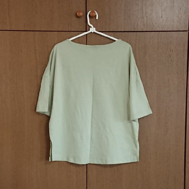 UNIQLO(ユニクロ)のにしみん様専用＊未使用＊夏色＊IGNIO＊コットン半袖ゆるTシャツ＊Mグリーン レディースのトップス(Tシャツ(半袖/袖なし))の商品写真