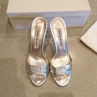 マノロブラニク(MANOLO BLAHNIK)のsale！マノロブラニク サンダル(サンダル)