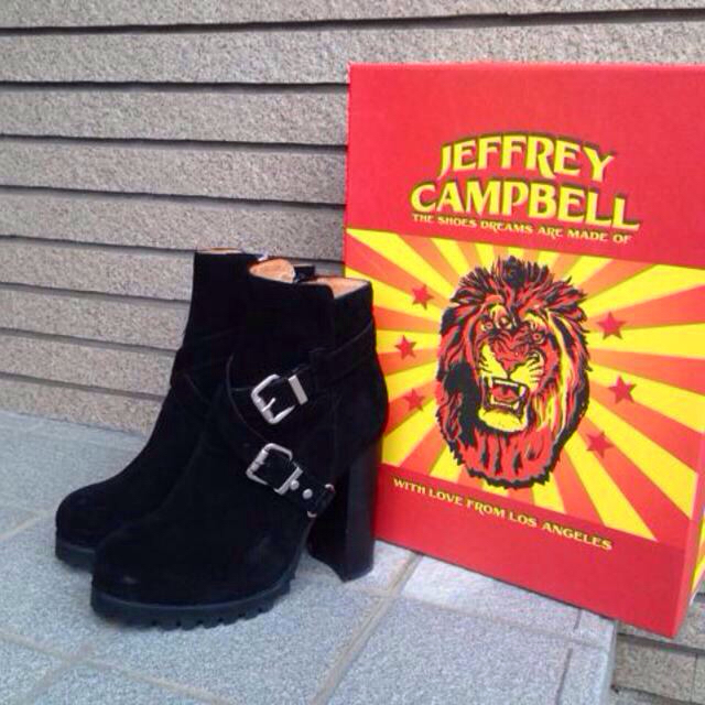 JEFFREY CAMPBELL(ジェフリーキャンベル)のJEFFREY CAMPBELLブーツ レディースの靴/シューズ(ブーツ)の商品写真