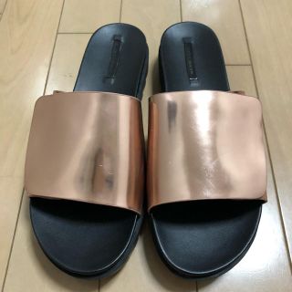 ザラ(ZARA)のZARAサンダル(サンダル)