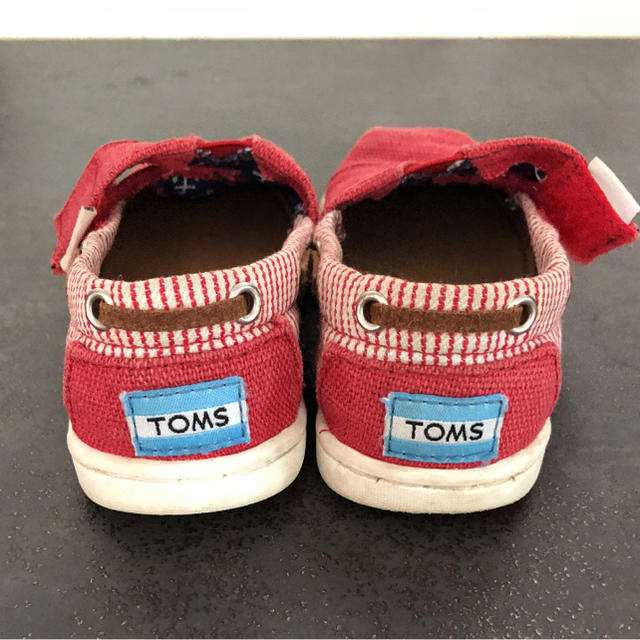 TOMS(トムズ)の専用 ☆トムズ ベビー スリッポン キッズ/ベビー/マタニティのベビー靴/シューズ(~14cm)(スリッポン)の商品写真