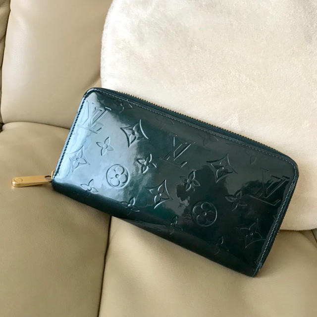 LOUIS VUITTON - ルイヴィトン♡ヴェルニ ジッピーウォレット♡長財布♡緑 グリーンの通販 by S's shop｜ルイヴィトンならラクマ