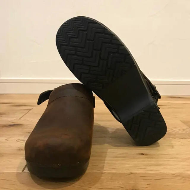 dansko(ダンスコ)のとも様専用⑅◡̈*ダンスコ（dansko）イングリッド  アンティークブラウン レディースの靴/シューズ(サンダル)の商品写真
