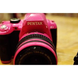 ペンタックス(PENTAX)のYGD様専用 PENTAX K-r ピンク レンズセット 単三電池駆動(デジタル一眼)