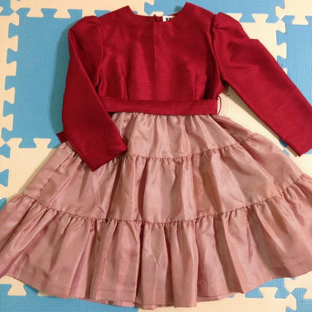 KP(ニットプランナー)のKP☆未使用赤いドレスワンピース110 キッズ/ベビー/マタニティのキッズ服女の子用(90cm~)(その他)の商品写真