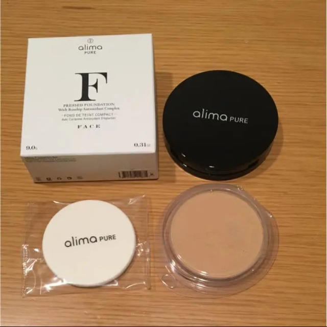 Cosme Kitchen(コスメキッチン)のコスメキッチン購入品！alimaPURE ファンデーションセット コスメ/美容のベースメイク/化粧品(ファンデーション)の商品写真