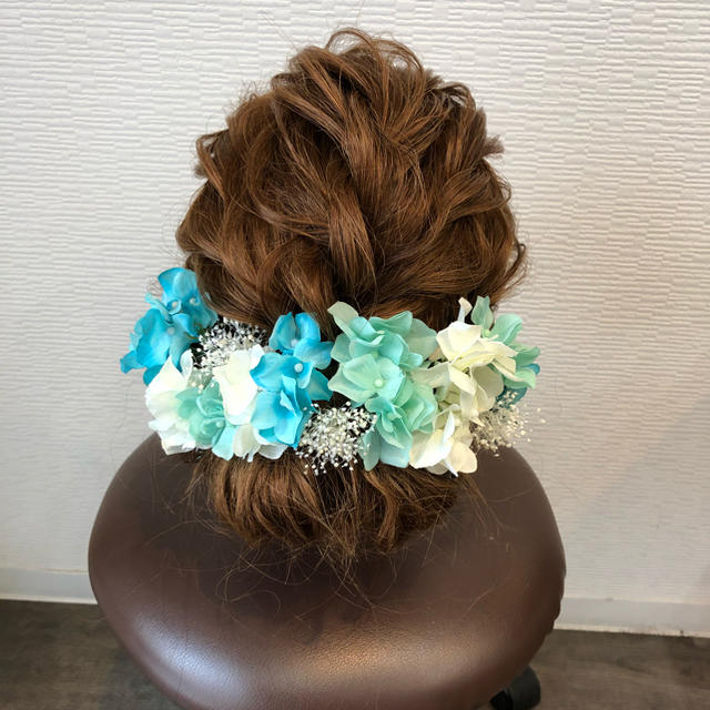 『和装髪飾り』紫陽花かすみ草和装ヘアヘッドドレスヘア成人式ヘア卒業式ヘア振袖ヘア ハンドメイドのウェディング(ヘッドドレス/ドレス)の商品写真