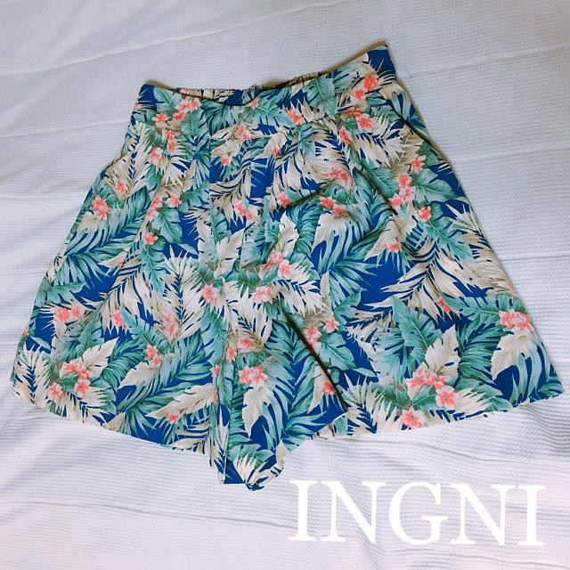 INGNI(イング)のch様専用□＊○◆ ボタニカルショートパンツ  ストライプワンピ レディースのパンツ(ショートパンツ)の商品写真