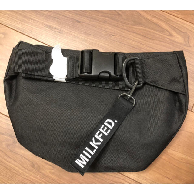 MILKFED.(ミルクフェド)の新品 ウエストポーチ MILKFED. ミルクフェド ボディバッグ ブラック レディースのバッグ(ボディバッグ/ウエストポーチ)の商品写真