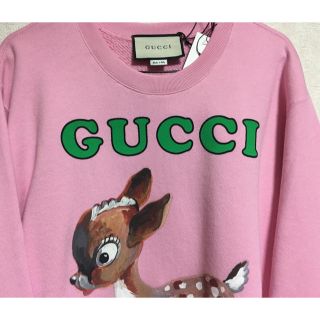 グッチ(Gucci)の●GUCCIグッチ18awバンビ柄ピンクスウェット●レディースXS新品未使用(トレーナー/スウェット)