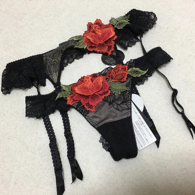 58G♡サルート ルノワール ソングとガーターベルト BL 58G♡サルート ルノワール ソングとガーターベルト BL