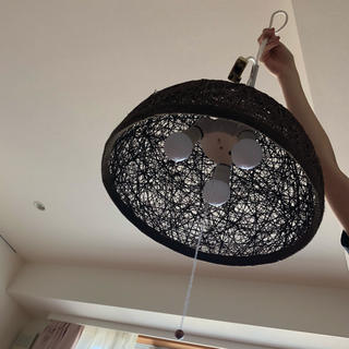 ニトリ(ニトリ)のペンダントライトシェード&LED電球(天井照明)