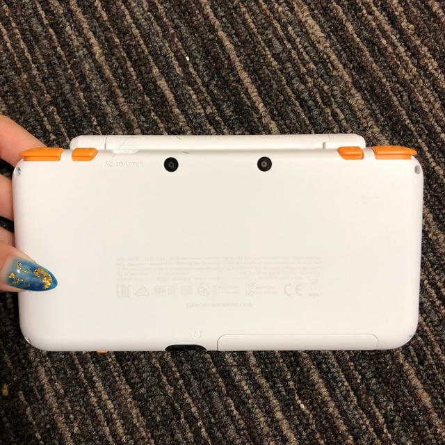 ニンテンドー2DS(ニンテンドー2DS)の任天堂 2DSLL  エンタメ/ホビーのゲームソフト/ゲーム機本体(家庭用ゲーム機本体)の商品写真