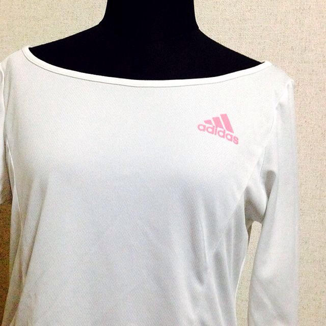 adidas(アディダス)のadidasスポーツウェア❤️ レディースのトップス(Tシャツ(長袖/七分))の商品写真