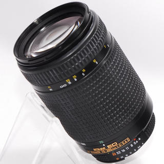 ニコン(Nikon)の⭐️もっと遠くへ⭐️Nikon 70-300mm 大迫力の超望遠レンズ・美品(レンズ(ズーム))