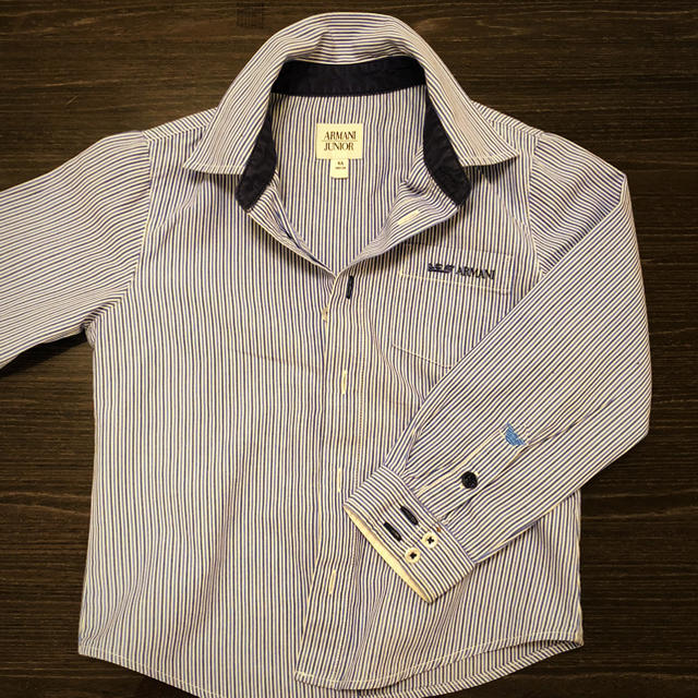 ARMANI JUNIOR(アルマーニ ジュニア)のアルマーニ  ジュニア シャツ キッズ/ベビー/マタニティのキッズ服男の子用(90cm~)(Tシャツ/カットソー)の商品写真