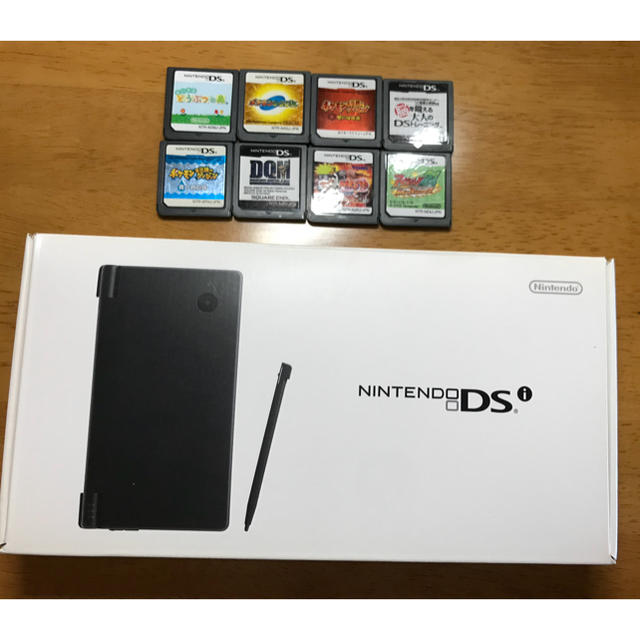 ニンテンドーDS(ニンテンドーDS)のニンテンドーDSi ＋ ソフト エンタメ/ホビーのゲームソフト/ゲーム機本体(携帯用ゲーム機本体)の商品写真