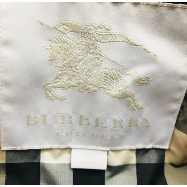 BURBERRY(バーバリー)のBurberry バーバリーチルドレン☆ダウンジャケット☆6Y☆ブラック☆美品 キッズ/ベビー/マタニティのキッズ服女の子用(90cm~)(ジャケット/上着)の商品写真