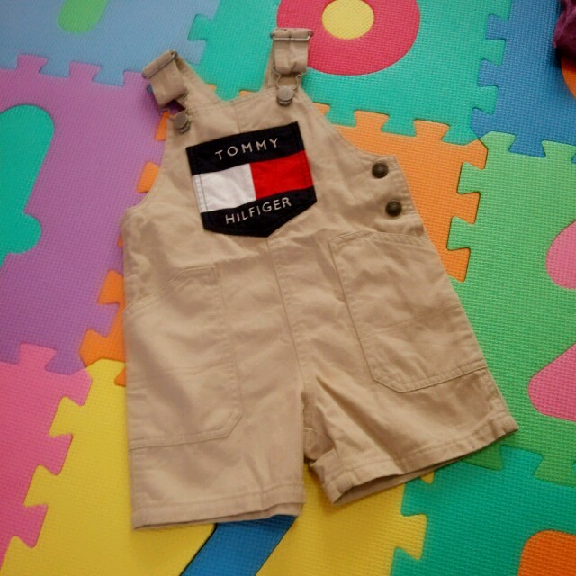 TOMMY HILFIGER(トミーヒルフィガー)のトミーヒルフィガー［90cm］ キッズ/ベビー/マタニティのキッズ服男の子用(90cm~)(その他)の商品写真