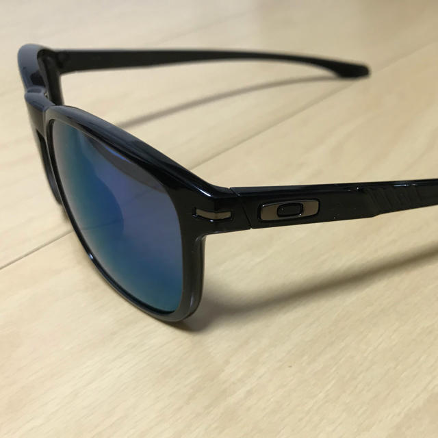 Oakley(オークリー)のオークリーのサングラス メンズのファッション小物(サングラス/メガネ)の商品写真