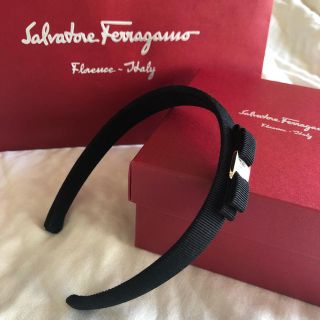 サルヴァトーレフェラガモ(Salvatore Ferragamo)の❤正規品Ferragamoカチューシャ❤(カチューシャ)