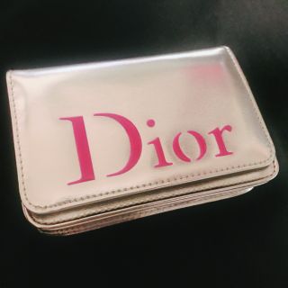 ディオール(Dior)のdior ディオール ポーチ 新品未使用(ポーチ)